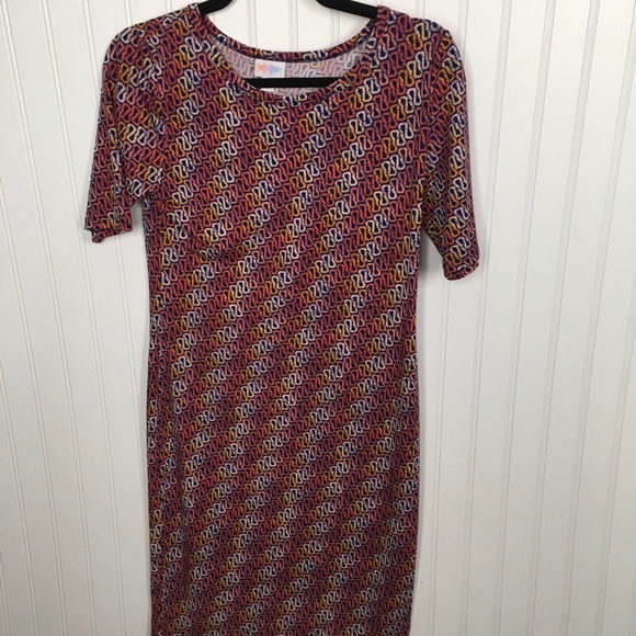 Medium Julia - Picture 1 of 1